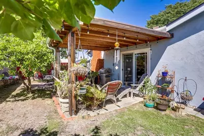 10422 Londonderry Avenue, San Diego, CA 92126 - Photo 24