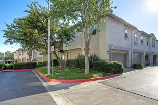 2915 Rancho Posta Dr, Carlsbad, CA 92009 - Photo 2