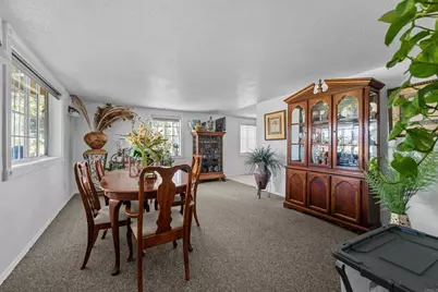 25450 Hayes Ave, Murrieta, CA 92562 - Photo 8