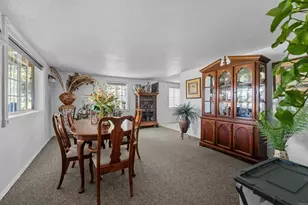 25450 Hayes Ave, Murrieta, CA 92562 - Photo 8