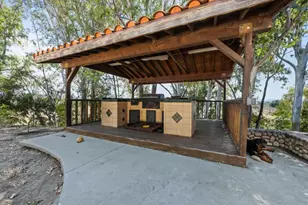 25450 Hayes Ave, Murrieta, CA 92562 - Photo 10