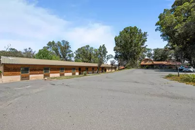 25450 Hayes Ave, Murrieta, CA 92562 - Photo 8