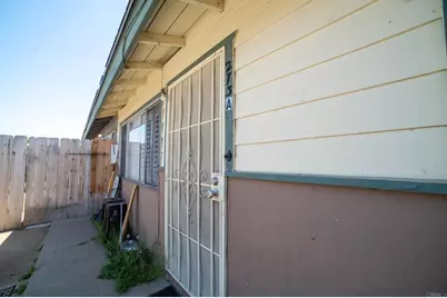 271 73 Quintard Street, Chula Vista, CA 91911 - Photo 4