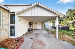 2126 Tulare St, Selma, CA 93662 - Photo 4