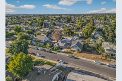 2126 Tulare Street, Selma, CA 93662 - Photo 40