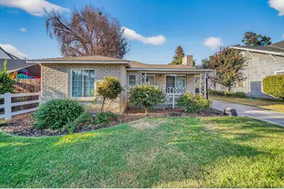 2126 Tulare Street, Selma, CA 93662 - Photo 2