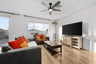 34563 Meadowside Ln, Winchester, CA 92596 - Photo 8