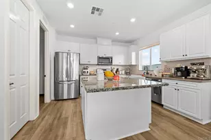 34563 Meadowside Ln, Winchester, CA 92596 - Photo 4