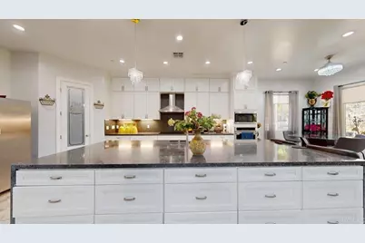 1830 Vista Way, El Cajon, CA 92019 - Photo 10
