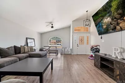 13139 Clipper Drive, Victorville, CA 92395 - Photo 10