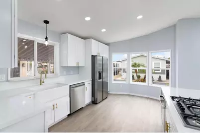 35 Parkwood Lane, Oceanside, CA 92054 - Photo 14