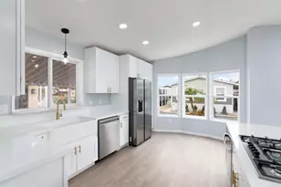 35 Parkwood Ln, Oceanside, CA 92054 - Photo 14