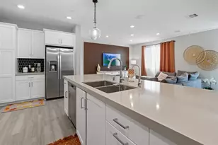 2002 Bluestone Cir, Chula Vista, CA 91913 - Photo 10