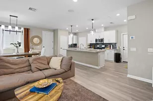 2002 Bluestone Cir, Chula Vista, CA 91913 - Photo 8