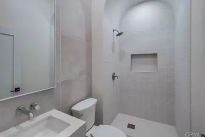 2522 Chalcedony St, Pacific Beach (San Diego), CA 92109 - Photo 30