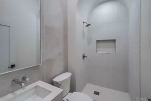 2522 Chalcedony St, Pacific Beach (San Diego), CA 92109 - Photo 30