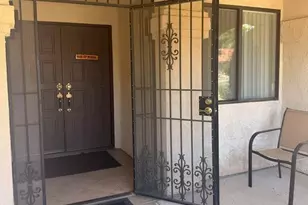 1389 Pepper Tree Dr, Hemet, CA 92545 - Photo 2