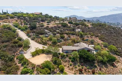 5102 Espinoza Road, El Cajon, CA 92021 - Photo 4
