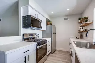 6878 Navajo Rd, San Diego, CA 92119 - Photo 16