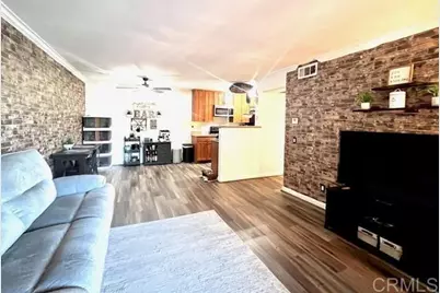 160 Chambers St. #15, El Cajon, CA 92020 - Photo 2