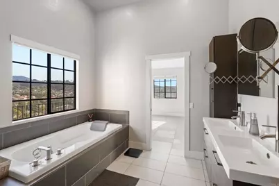 9309 Hillside, Spring Valley, CA 91977 - Photo 38