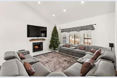 9309 Hillside, Spring Valley, CA 91977 - Photo 10