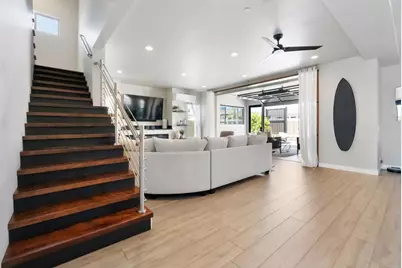 1270 Emerald Street, San Diego, CA 92109 - Photo 4