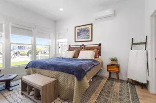 1270 Emerald St, San Diego, CA 92109 - Photo 24