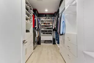 1270 Emerald St, San Diego, CA 92109 - Photo 38