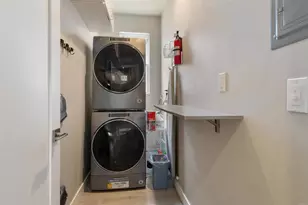 1270 Emerald St, San Diego, CA 92109 - Photo 40