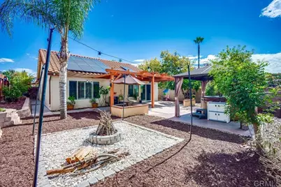 39685 Almansa, Murrieta, CA 92562 - Photo 34