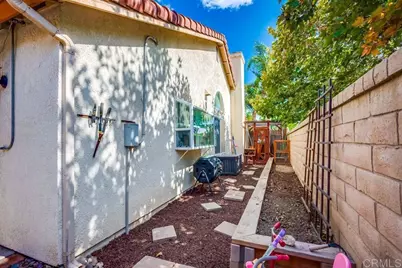 39685 Almansa, Murrieta, CA 92562 - Photo 36