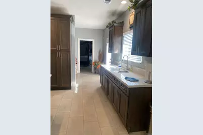 449 Skylark Dr, San Bernardino, CA 92405 - Photo 8