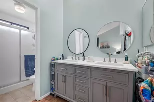 14293 Foothill Blvd, Sylmar, CA 91342 - Photo 18