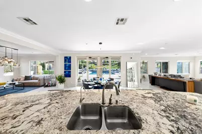 2010 Corte Belmarina, Chula Vista, CA 91914 - Photo 8