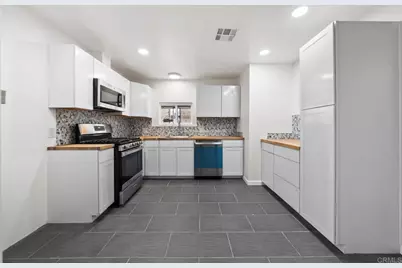 5001 W Florida Avenue #Spc 129, Hemet, CA 92545 - Photo 2