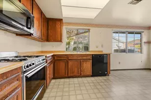 2469 Turnbridge, Escondido, CA 92027 - Photo 10