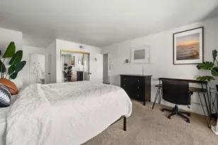 10400 Caminito Cuervo, San Diego, CA 92108 - Photo 14