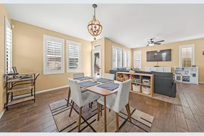 31937 Red Pine Way #80, Temecula, CA 92592 - Photo 2