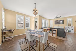 31937 Red Pine Way, Temecula, CA 92592 - Photo 2