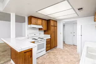 9853 Genesee Ave Ave, San Diego, CA 92121 - Photo 36