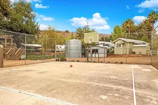 1631 Harbison Canyon Rd, El Cajon, CA 92019 - Photo 30