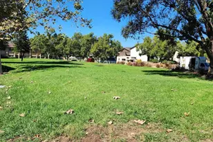 10128 Peaceful Ct, Santee, CA 92071 - Photo 18