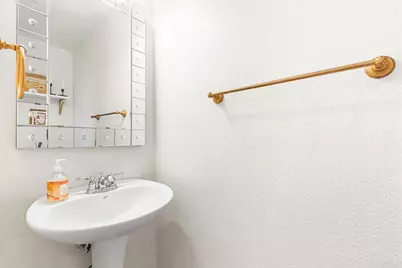 1525 Caminito Zaragosa, Chula Vista, CA 91913 - Photo 20