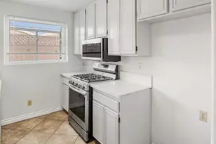 1527 Avenida Rosa, Chula Vista, CA 91911 - Photo 10