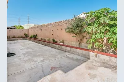 1527 Avenida Rosa, Chula Vista, CA 91911 - Photo 26