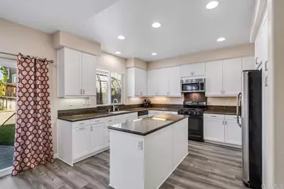 37444 Hydrus Place, Murrieta, CA 92563 - Photo 6