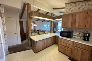 8301 Mission Gorge Road, Santee, CA 92071 - Photo 12