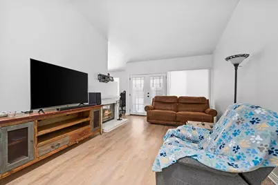 39938 Pearl Drive, Murrieta, CA 92563 - Photo 6