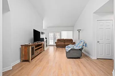 39938 Pearl Drive, Murrieta, CA 92563 - Photo 4